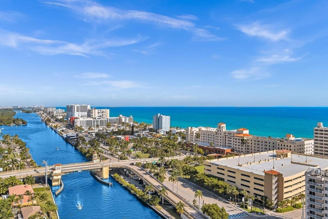 Modern 2Br Oasis Mins To Beach & Casino Db2 デイニア・ビーチ エクステリア 写真
